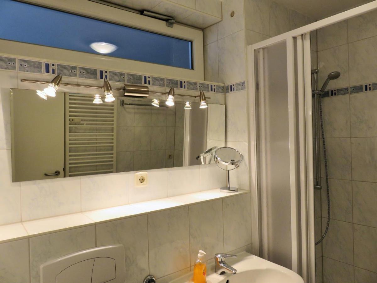 Lindenstrasse 43, Whg 1 - Nord Bei Nordost Apartment Цингст Екстериор снимка